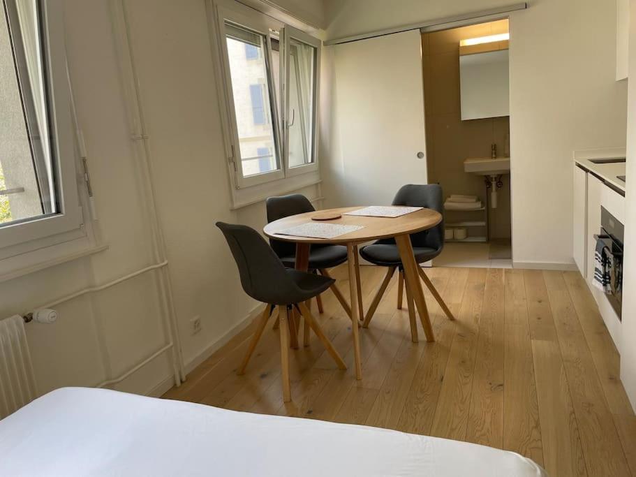 Appartamento Studio Proche De La Gare ! Losanna Esterno foto